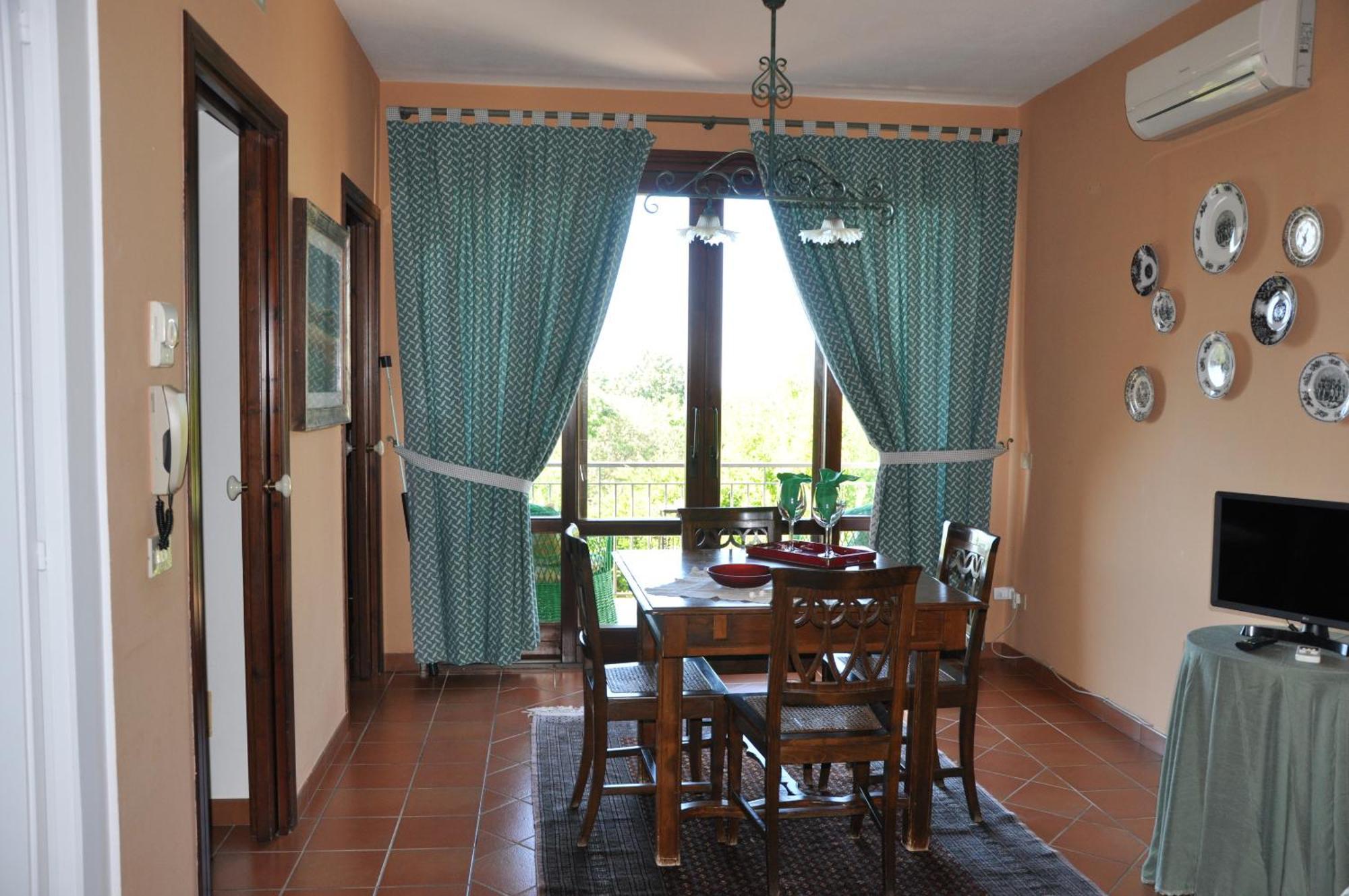 Villa Giusy 2 Appartamenti Indipendenti A Locazione Turistica Breve -G&P Holiday Home วาลเดอรีส ห้อง รูปภาพ